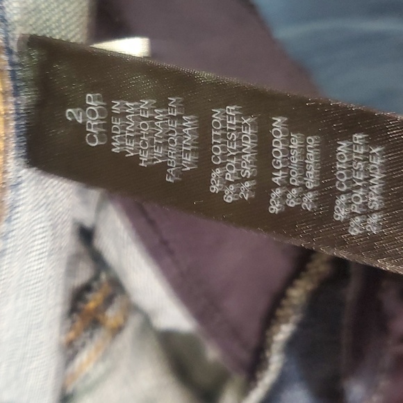 Chico's The So Slimming Girlfriend Cropped Jeans Size 2 - Picture 11 of 14